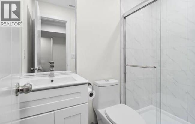 Building Photo - 10320 243 St