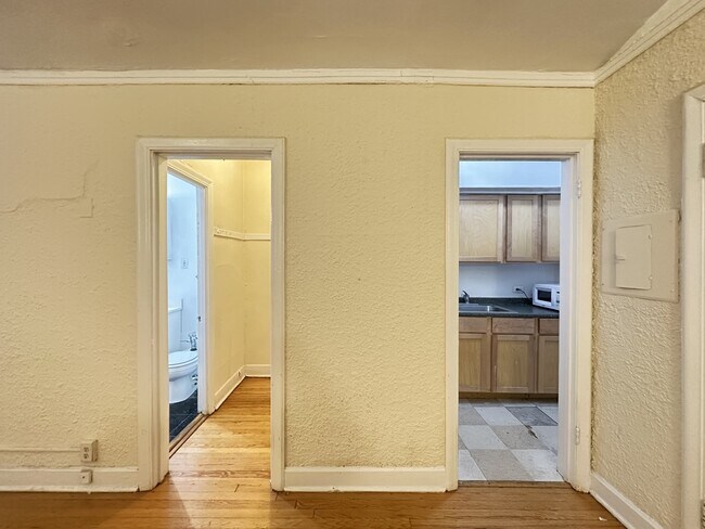 Foto del edificio - 512 W Arlington Pl