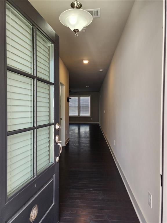 Building Photo - 1244 Westshore Dr