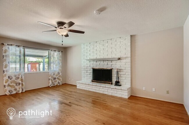 Building Photo - 7126 N 29th Dr