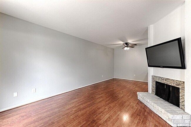 Foto del edificio - 2602 Custer Pkwy