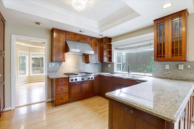Foto del edificio - 1303 Quail Creek Cir