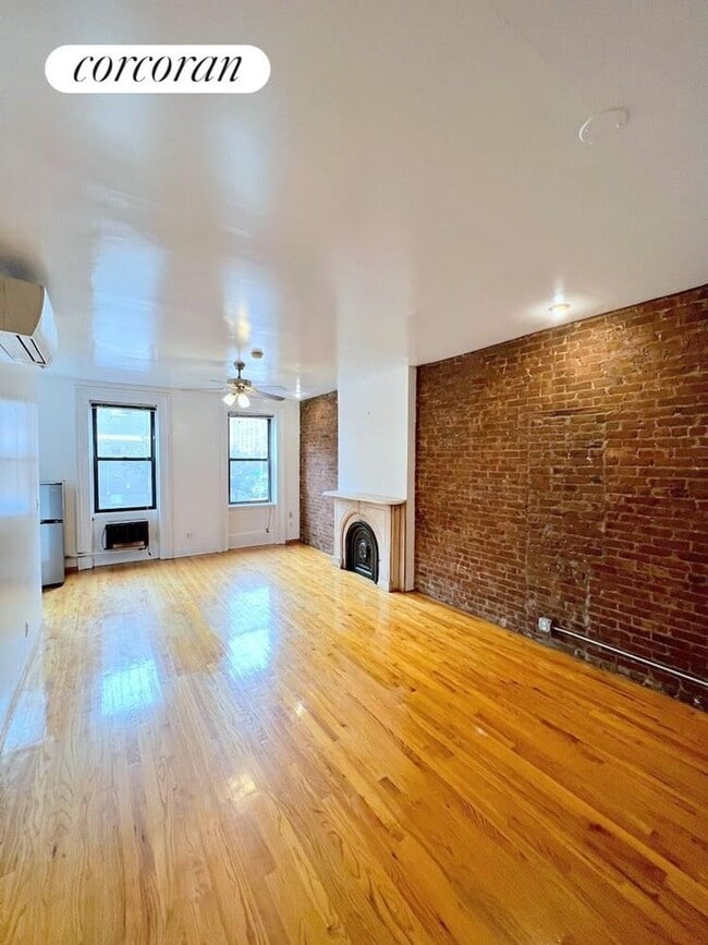 Foto del edificio - 650 10th Ave