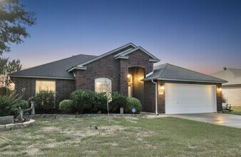 Building Photo - 604 Totem Trail