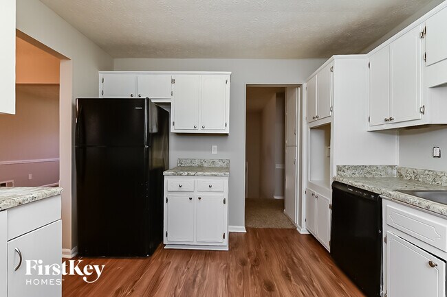 Foto del edificio - 8531 Jenson Dr