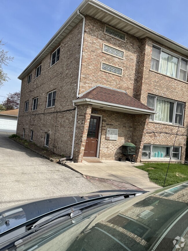 Building Photo - 4605 Eberly Ave
