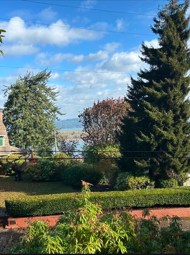 Beautiful Views - 295 N 2nd Ct