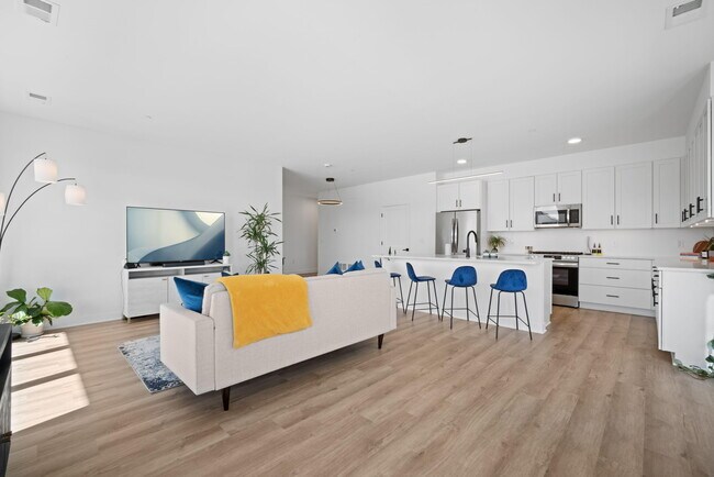 Foto del edificio - 4199 E Hemlock Dr