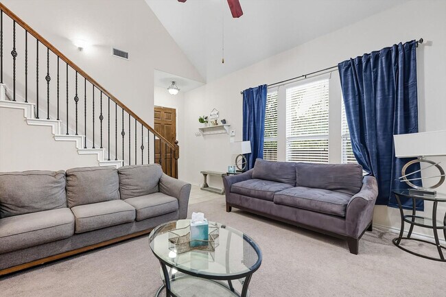 Foto del edificio - 8304 Timberbrook Ln