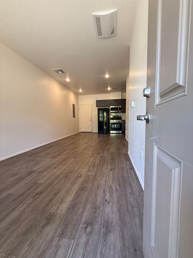 Foto del edificio - 1650 E Ponderosa Pkwy