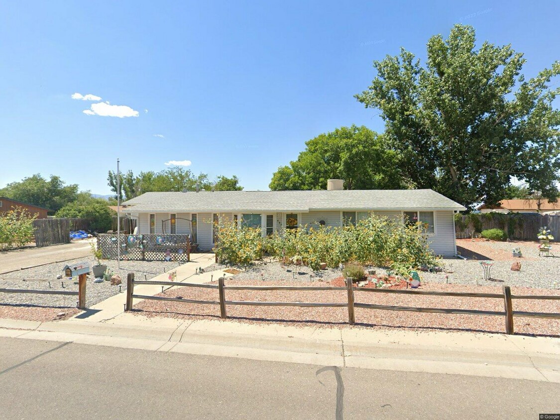 Foto principal - 467 Meadow Rd