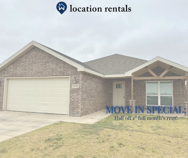 Building Photo - Move-In Special!