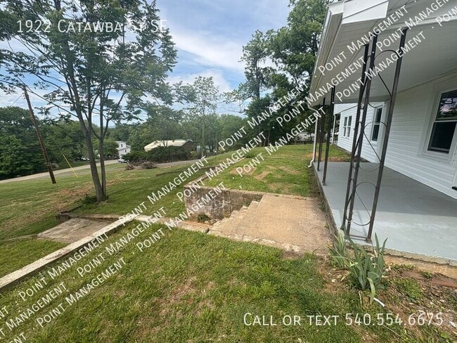 Building Photo - 1922 Catawba St SE