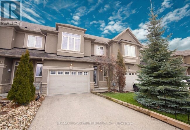 Building Photo - 331 Stonehenge Dr