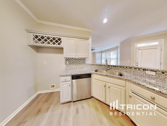 Foto del edificio - 257 Winding Waters Ct