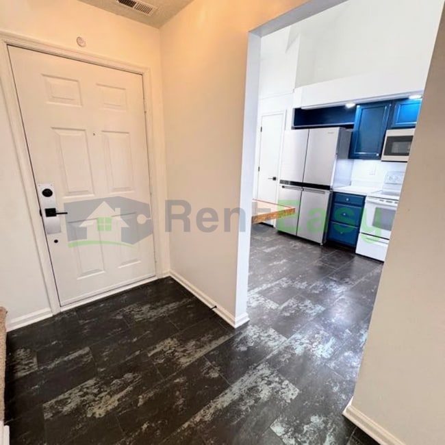 Foto del edificio - 1016 Winged Foot Ct