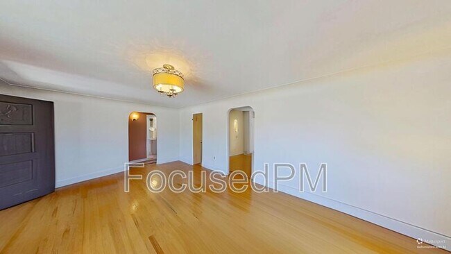 Foto del edificio - 4030 S Fox St