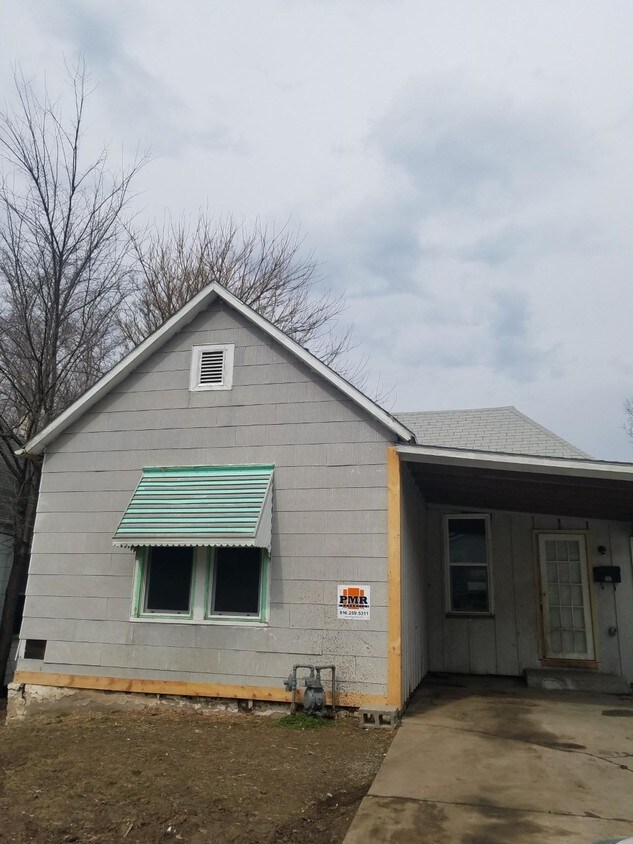 Foto principal - 1805 Mitchell Ave