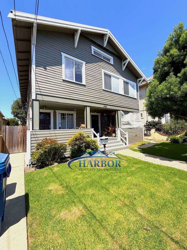 Photo - 362 W 10th Street House