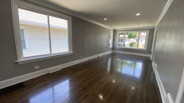Building Photo - 2 bedroom in CHICAGO IL 60630