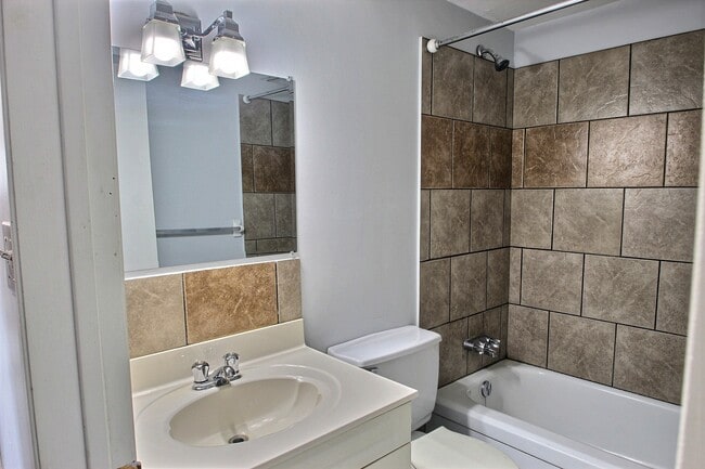 Photo du bâtiment - 22 8 St