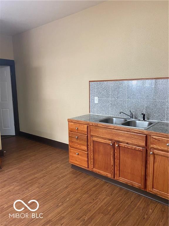 Foto del edificio - 415 N Oxford St