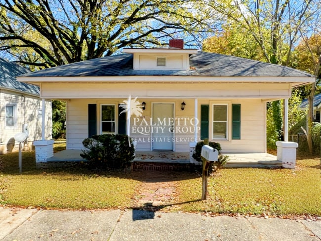 Foto del edificio - 823 Silver Ave