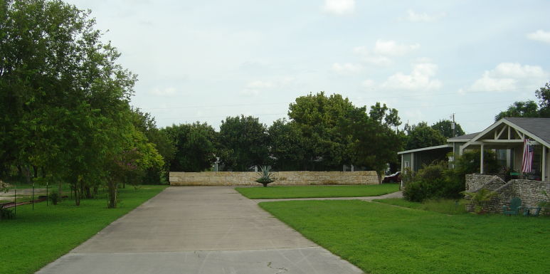 Foto del edificio - 3415 Hunter Rd