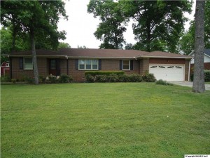 Primary Photo - 713 Mira Vista Dr SE