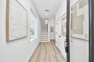 Building Photo - 7727 Hammerly Blvd
