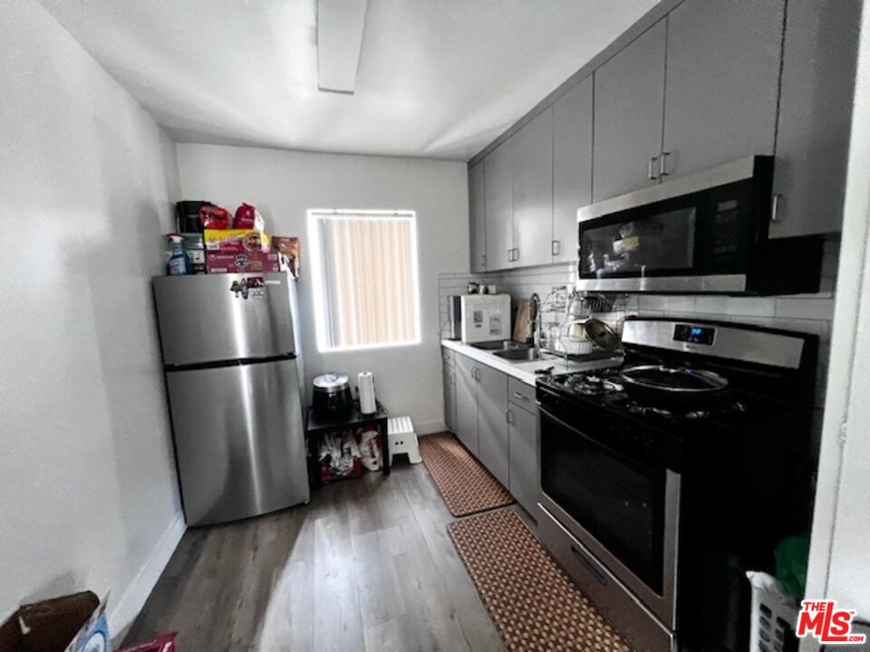 Primary Photo - 1225 Normandie Ave