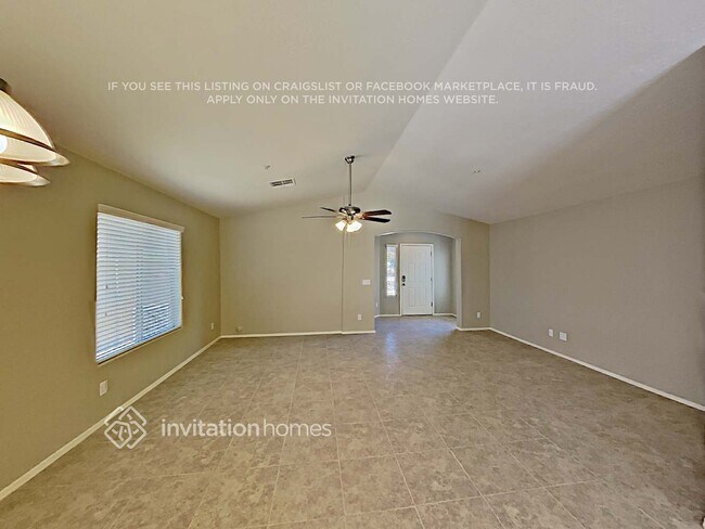 Foto del edificio - 12759 W Desert Mirage Dr