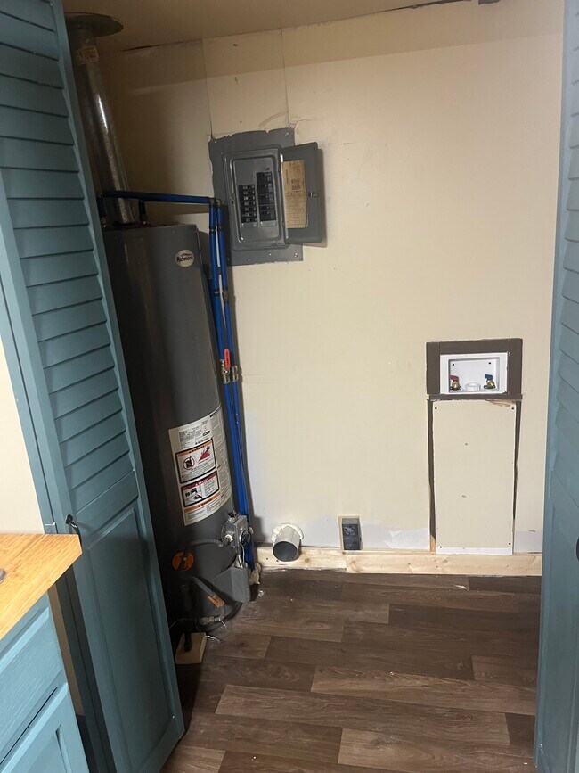 Foto del edificio - 826 Marcum Rd