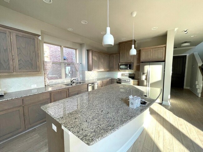 Foto del edificio - 4308 Indigo Lark Ln