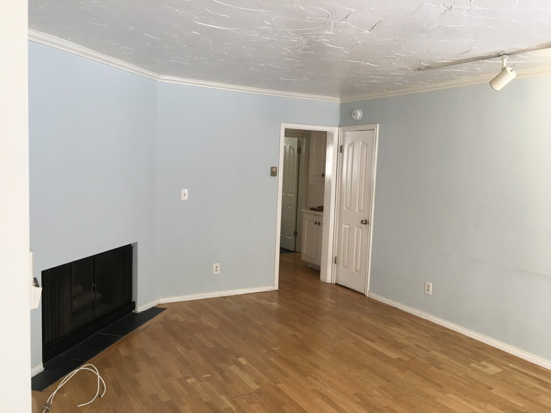 living room - 1012 7th St