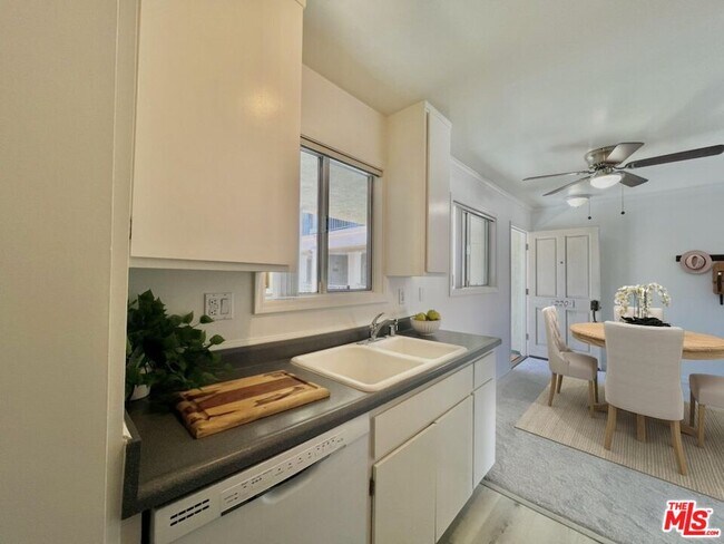 Foto del edificio - 1440 23rd St