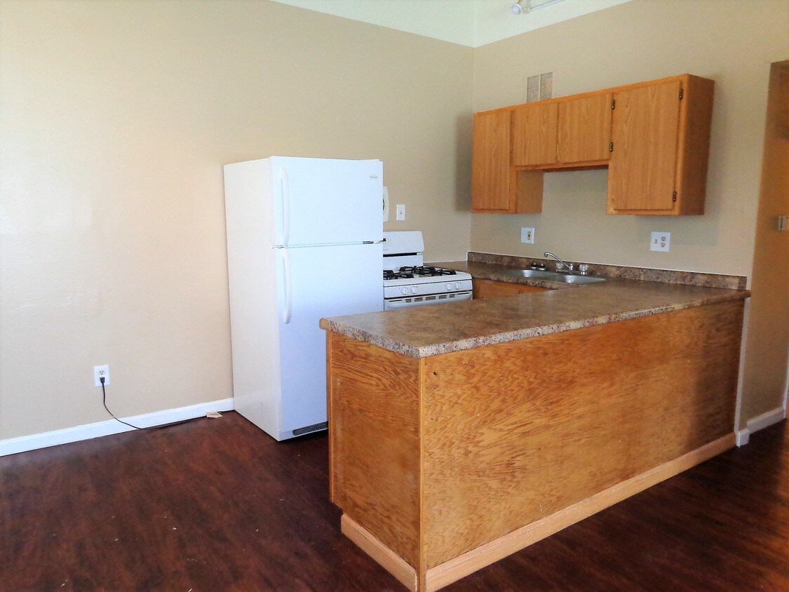 856 Dawnview Ct Unit 856, Florissant, MO 63031 Room for Rent in Florissant, MO