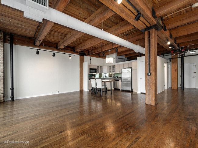 Building Photo - 540 N Lake Shore Dr