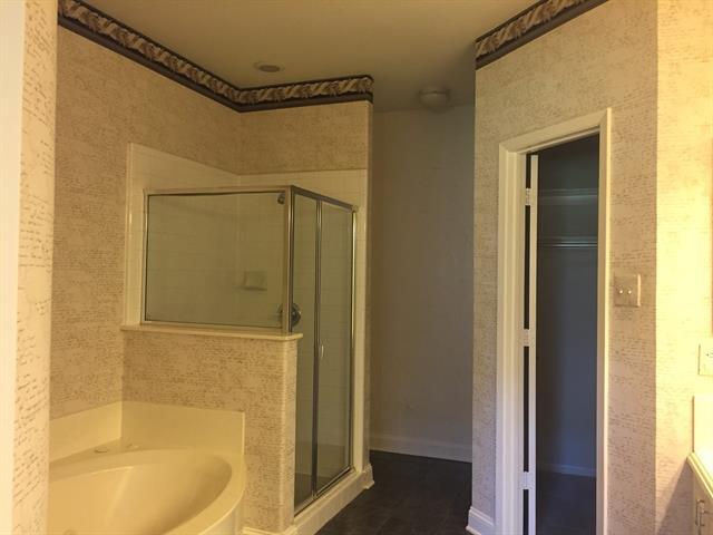 Foto del edificio - 2521 Briarcrest Dr