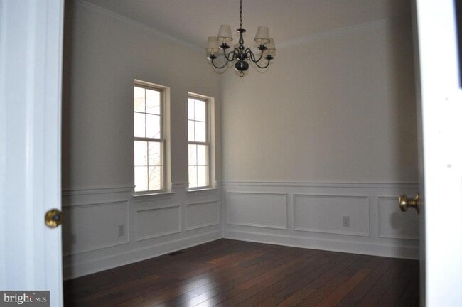 Building Photo - 102 Waterview Dr