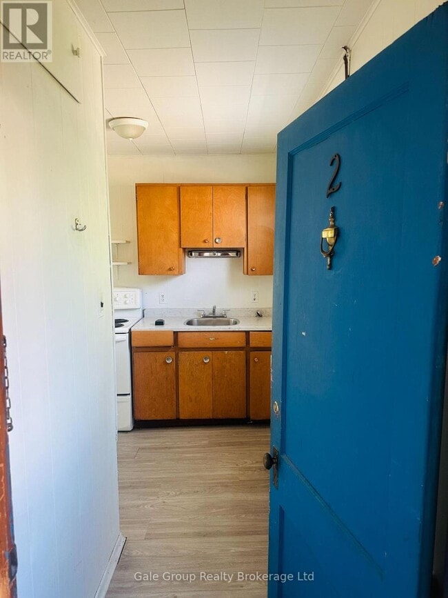 Photo du bâtiment - 406 Simcoe St