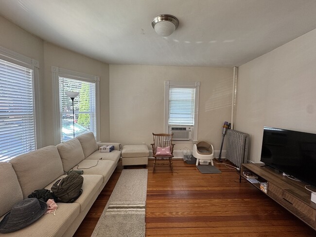 Building Photo - 7 Washburn Terrace