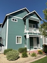 Building Photo - 2051 Virginia Lake Way