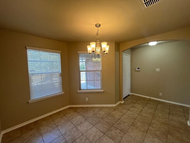 Foto del edificio - 10213 Metz Vly