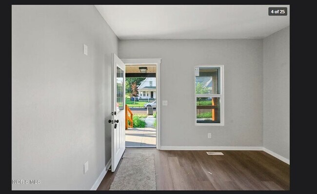 Foto del edificio - 1219 Colburn St