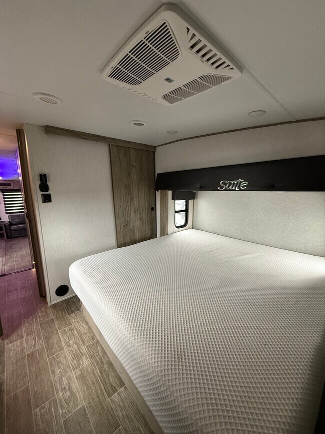 Foto del edificio - 7594 Rd D.5 NE