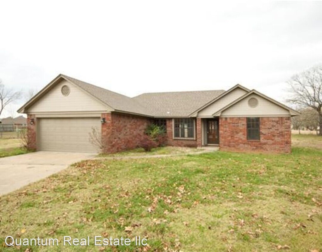 Primary Photo - 3 br, 2 bath House - 1806 Oakview Drive