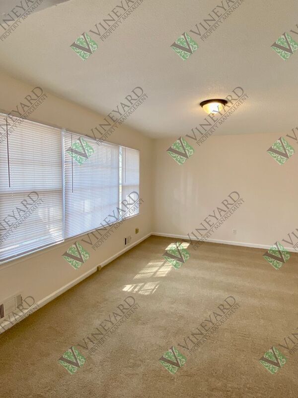 Foto del edificio - 687 Bounty Dr