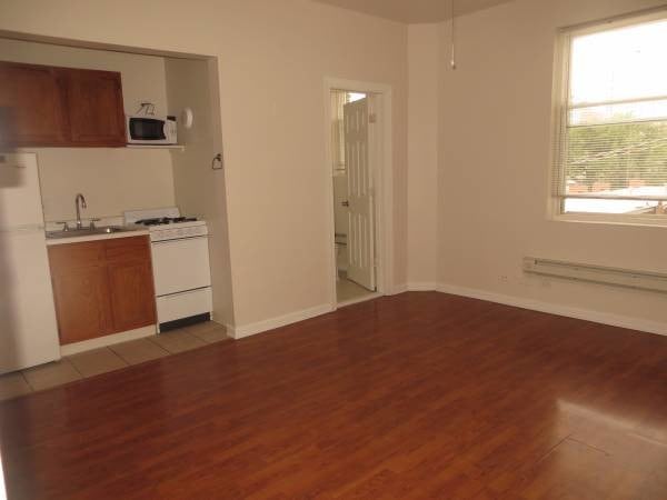 Primary Photo - 622 W Patterson Ave