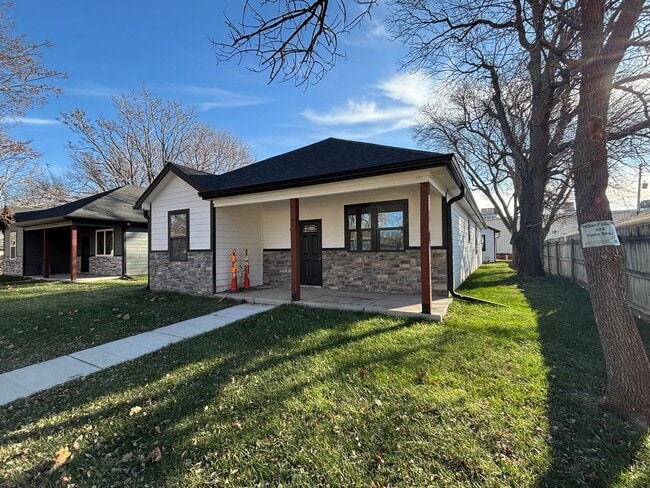 Foto del edificio - Stunning New Build in Central Manhattan! Available NOW!